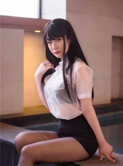后宫露营樱花